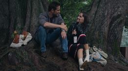 Γιατί όλοι βλέπουν το The Marked Heart στο Netflix