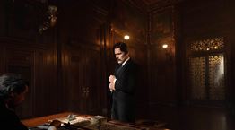 Πρώτο trailer για το Tesla με τον Ethan Hawke