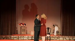 Αυλαία για το Φεστιβάλ Κολωνού