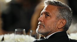 Ο George Clooney αποκάλυψε γιατί έδωσε 14 εκ. δολάρια στους φίλους του