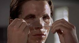 Τι είναι το slugging, η ενυδατική μέθοδος που κάνει θραύση στο TikTok