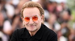 Αυτή η μπάντα αξίζει τον μεγαλύτερο σεβασμό, σύμφωνα με τον Bono