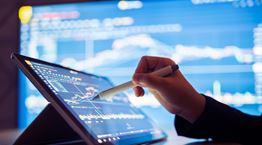 Η άφιξη του Yolo Economy στην Ελλάδα είναι γεγονός