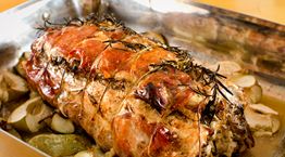 Το χοιρινό με μήλα και ουίσκι είναι πάντα καλή ιδέα