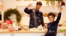 Βρήκαμε τις τέλειες χριστουγεννιάτικες πυτζάμες για όλη την οικογένεια