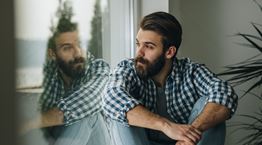 Τι είναι το σύνδρομο Simon και γιατί χτυπά τους άνδρες άνω των 30