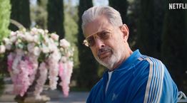 Στο Kaos του Netflix, o Jeff Goldblum γίνεται Δίας