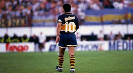 Το παράξενο, τελευταίο ματς του Diego Maradona