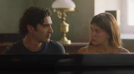 Ο Χριστόφορος Παπακαλιάτης πάει Netflix