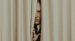 Όταν η υψηλή μόδα κατακτά τη μικρή οθόνη