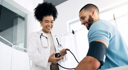 Γιατί οι άνδρες ζουν λιγότερα χρόνια από τις γυναίκες