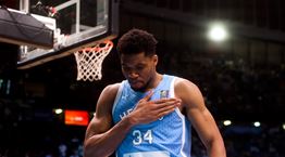 Ο Γιάννης Αντετοκούνμπο άφησε φιλοδώρημα 3.000 ευρώ γιατί δεν είναι Leclerc