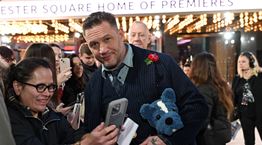 Τι κάνει ο Tom Hardy και μένει σε top φόρμα στα 45 του