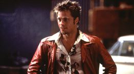 Το κόκκινο δερμάτινο του Brad Pitt στο Fight Club παραμένει cool