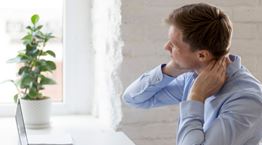 Τι είναι το Tech Neck και πώς θα το αντιμετωπίσεις