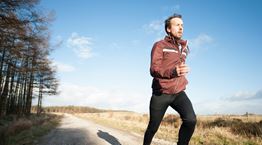 Ο αθλητισμός ως φάρμακο: Πώς η κίνηση προστατεύει αρθρώσεις, μύες και νου