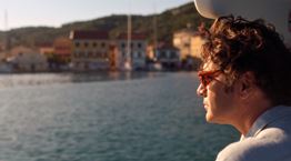 Όλα όσα θυμηθήκαμε βλέποντας το Maestro του Χριστόφορου Παπακαλιάτη