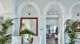 Το πιο εμβληματικό ξενοδοχείο των Σπετσών ανοίγει ξανά τις πόρτες του