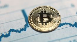 Το Bitcoin υποχωρεί