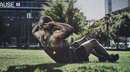 Πρόγραμμα χωρίς βάρη για όγκο, καύση λίπους και six-pack