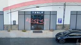 Σοκάρουν αποτελέσματα έρευνας: δικαιολογημένοι οι βανδαλισμοί κατά Tesla-τι είναι η κουλτούρα δολοφονιών