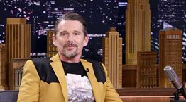 Ο Ethan Hawke δεν είναι ακόμα έτοιμος να ντυθεί σαν τον μπαμπά σου