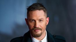 Η πρώτη επίσημη εικόνα του Tom Hardy ως Al Capone στο Fonzo