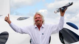 Κάπως έτσι θα μοιάζουν οι διαστημικές στολές που ετοιμάζει ο Richard Branson