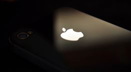 Η Apple σχεδιάζει app για τον εντοπισμό κρουσμάτων μέσω κινητού