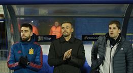 Τι κρατάμε από τον αποκλεισμό της Ισπανίας στο Nations League; Το παλτό του Luis Enrique