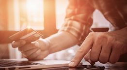 Alternativa Financial: Η εταιρεία ηλεκτρονικών πληρωμών που διευκολύνει τους Έλληνες πολίτες