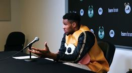 O Γιάννης Αντετοκούνμπο ντύθηκε πατάτα και αυτός είναι ο λόγος