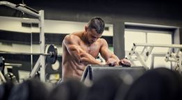 Το χτίσιμο του six-pack μετά τα 40