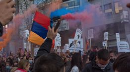 Ο πόλεμος μαίνεται στο Ναγκόρνο Καραμπάχ