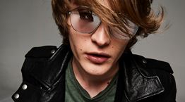 Η μόδα ποτέ δεν έπαψε να αγαπά το ροκ