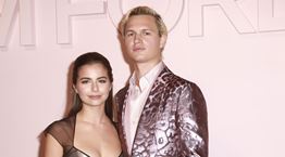 Από πότε το black tie δεν είναι black;