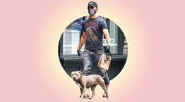 Τώρα που δεν κάνει ούτε κρύο, ούτε ζέστη ντύσου σαν τον Justin Theroux