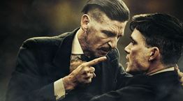 Ο Paul Anderson δε θυμίζει σε τίποτα πια τον Arthur Shelby