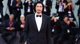 Ο Adam Driver &#39;έριξε&#39; τα &#39;γαλλικά&#39; του σε έναν κριτικό και δεν τον αδικούμε