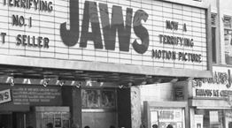 Όταν ο Stephen Spielberg έκανε την επανάστασή του με 'Τα Σαγόνια του Καρχαρία'