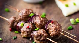 Κεφτεδάκια σαν καλαμάκια