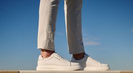 Τα 'must' παπούτσια για τον σύγχρονο άνδρα από την Tsakiris Mallas