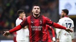 ΑΕΚ: Mεταγραφικό μπαμ με Luca Jovic-ποιος είναι ο Σέρβος επιθετικός