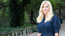 Η τηλεοπτική επιστροφή της ωραίας Ελένης