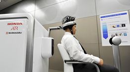 Ο Elon Musk θέλει να μας μετατρέψει σε ρομπότ