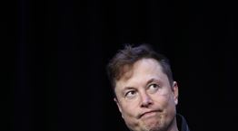 &quot;Φτωχότερος&quot; κατά 10 δισ. δολ. ο Elon Musk