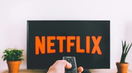 Τέλος το σκρολάρισμα - Το Netflix θα "διαβάζει" τη διάθεσή σου