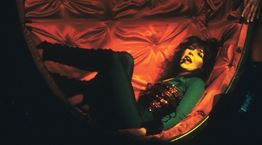 Το απίστευτο ποσό που έβγαλε η Kate Bush εξαιτίας του Stranger Things