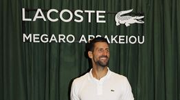 Ο GOAT και Χρυσός Ολυμπιονίκης Novak Djokovic στο νέο κατάστημα LACOSTE στο Μέγαρο Αρσακείου