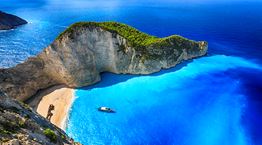 Ο οδηγός του Travel+Leisure για τους ταξιδιώτες σε ελληνικά νησιά